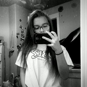 Meet your Posher, Ana